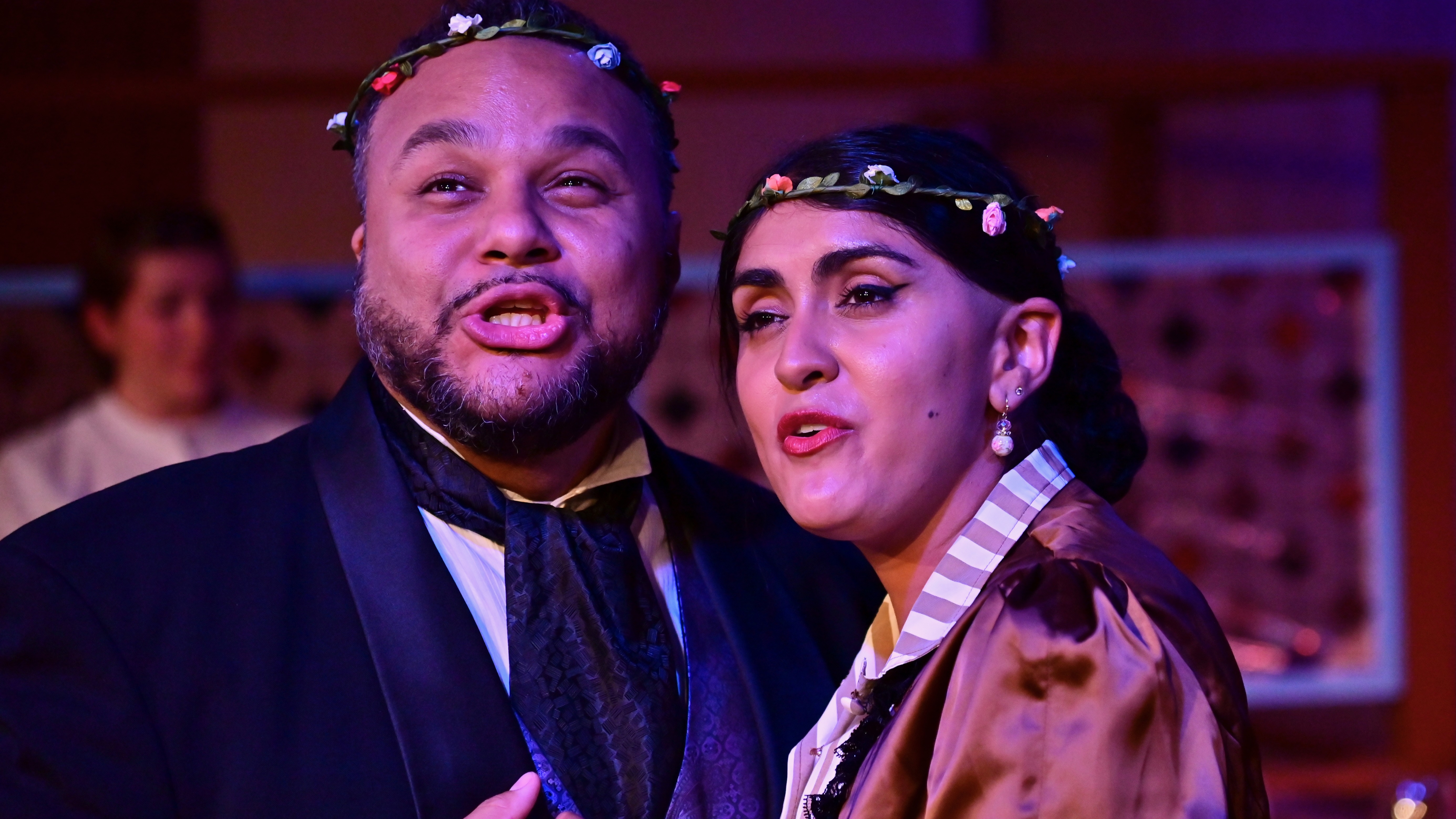 Alex Taite, Melissa Sondhi in La Rondine