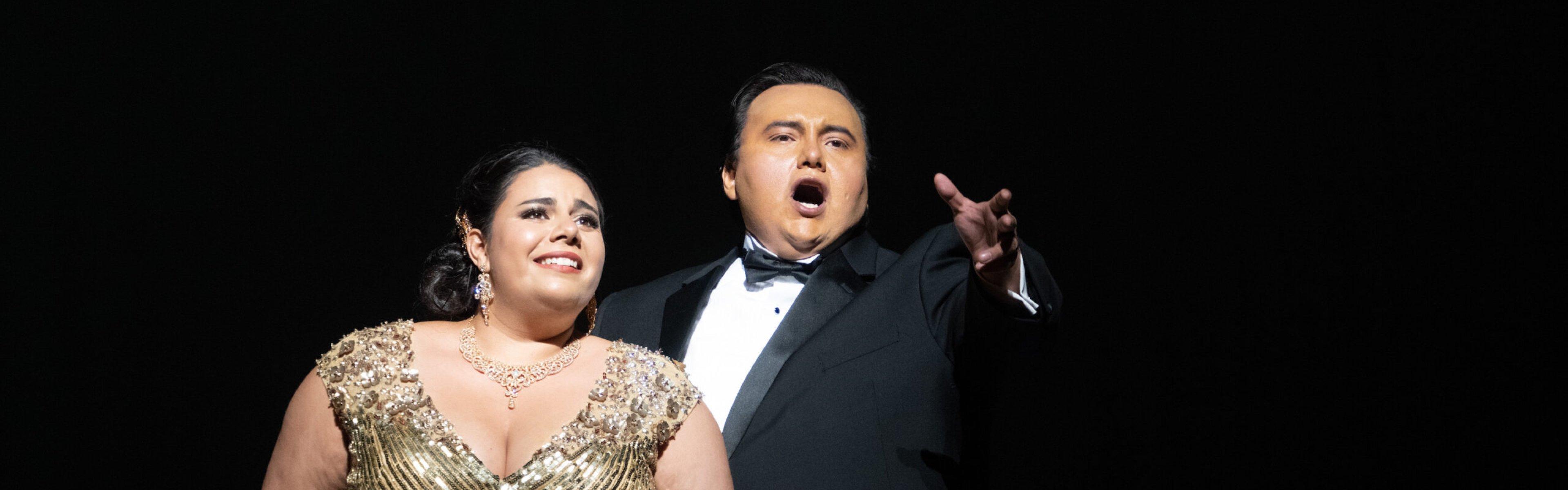 Amanda Batista and Moisés Salazar