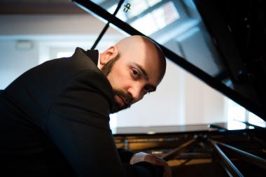 Alessandro Deljavan. Photo by Luca Centola 