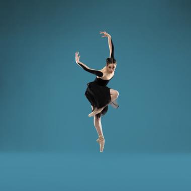 SacBallet dancer Mesa Burdick.  Photo by Tony Nguyen
