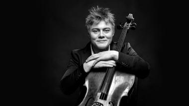 Cellist Jonathan Swenson. 