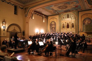 Photo courtesy of Symphony San José Chorale  "Serenade to Music" will be presented in the beautiful Mission Santa Clara with Symphony San José Chorale and musicians of Symphony San José. Elena Sharkova conducting.