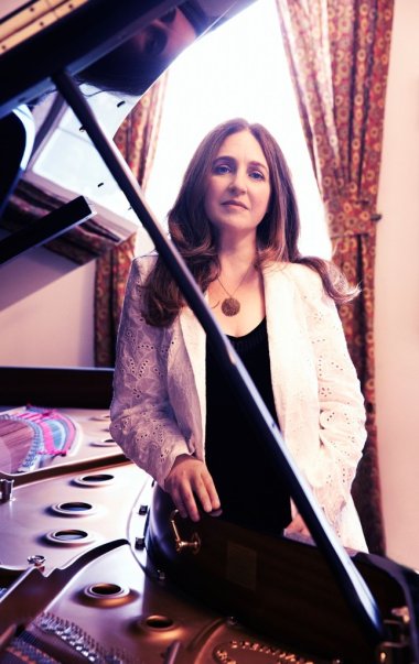 Simone Dinnerstein