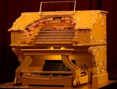 Symphony San Jose features its magnificent Mighty Wurlitzer theatre pipe organ in the May program. Photo by Robert Shomler.