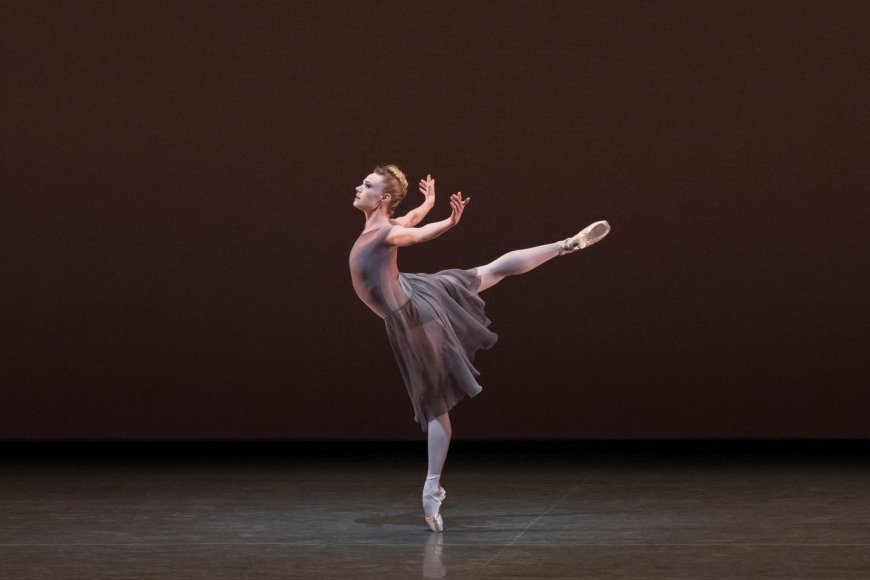 Sara Mearns