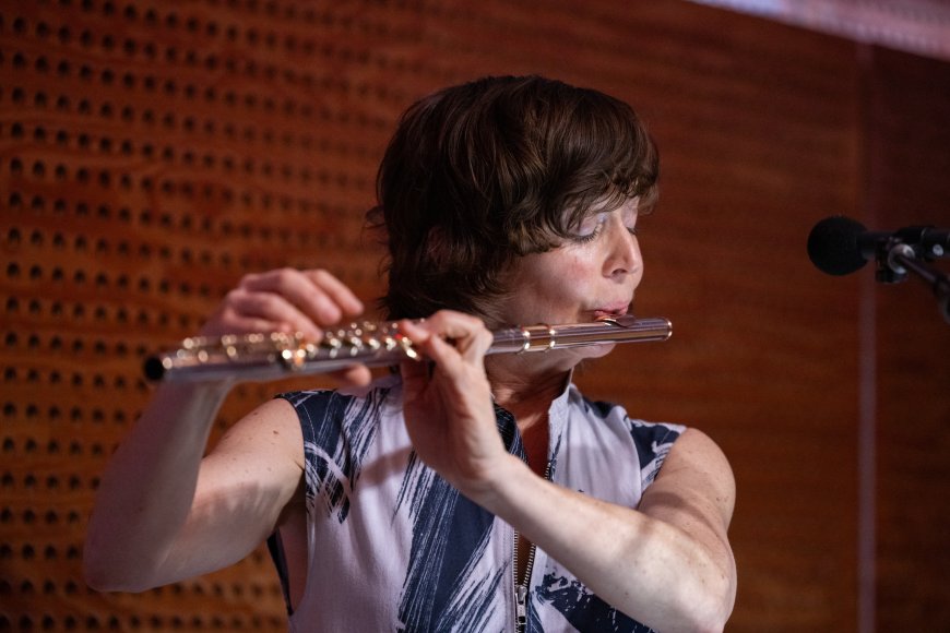 Claire Chase | Credit: Walter Wlodarczyk