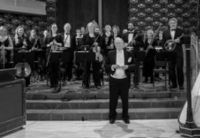 orchestra_pic_300_dpi.jpg