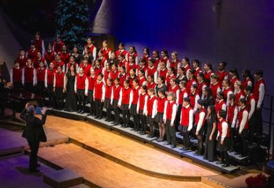 Los Angeles Children's Chorus with Artistic Director Fernando Marvar-Ruiz