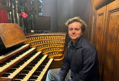 Daly Thomson organist
