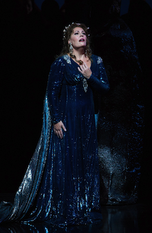 Sondra Radvanovsky as Norma at the Metropolitan Opera<br>Photo by Marty Sohl Sondra Radvanovsky as Norma at the Metropolitan Opera Photo by _Marty Sohl